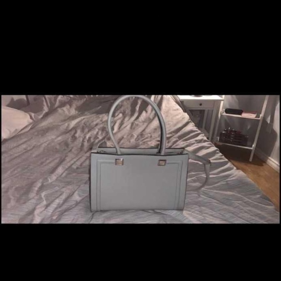 Handbag - Picture 1 of 3